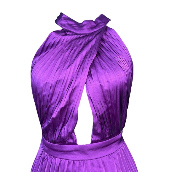 Lulus Totally Charming Purple Satin Pleated Halter Midi Dress Lulu’s Small NWT - Picture 7 of 13